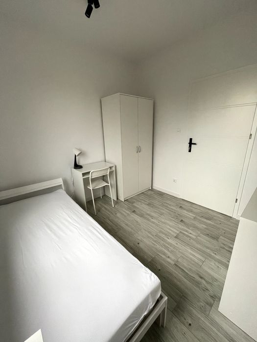 Pokój 1 - osobowy | ul. Wielicka 19 - Niepołomice (Dla młodej osoby)