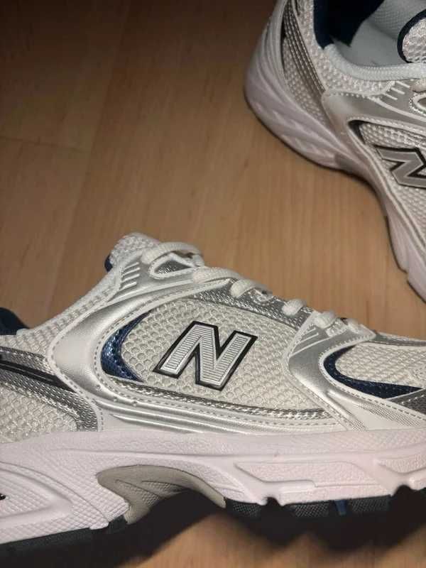 Biały^pożegnać się^NewBalance530^UnisexTrampki Roz.38