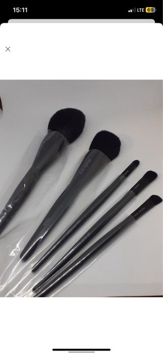 Zestaw Profesjonalnych Pędzli do Makijażu Mary Kay