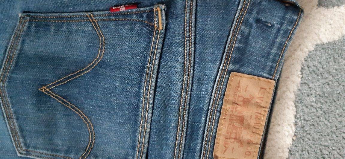 Spodnie damskie Levis