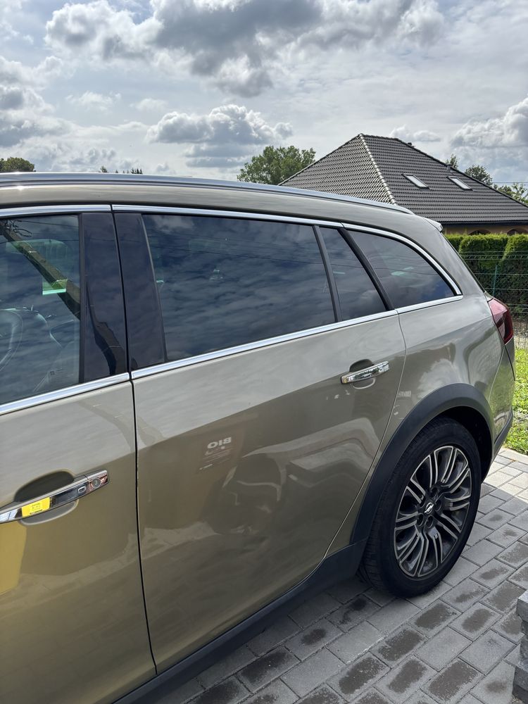 Sprzedam Opel insignia 2014 zadbana