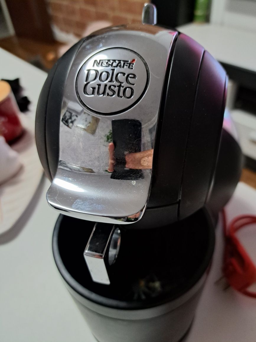 Ekspres do kawy KRUPS KP220 Nescafe Dolce Gusto na kapsułki