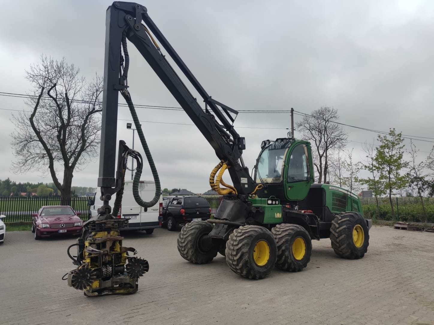 Harwester John Deere 1070E harvester Ponsse