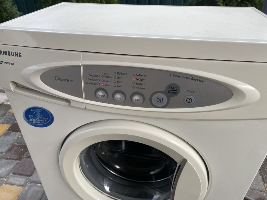 Продам стиральную машинк Samsung s821  3,5 кг