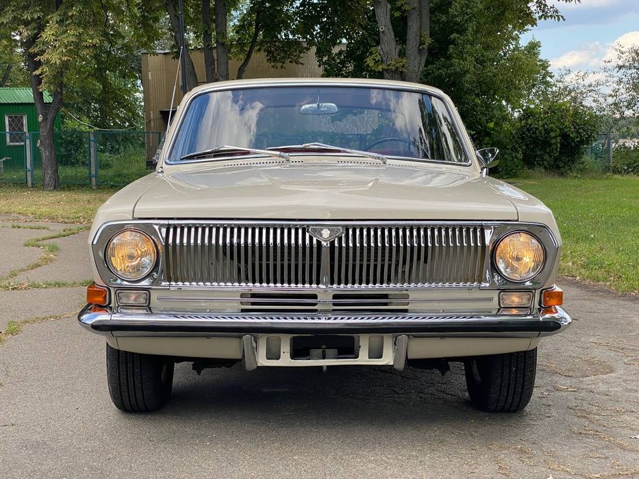 Волга ГАЗ -24 . 1976р.