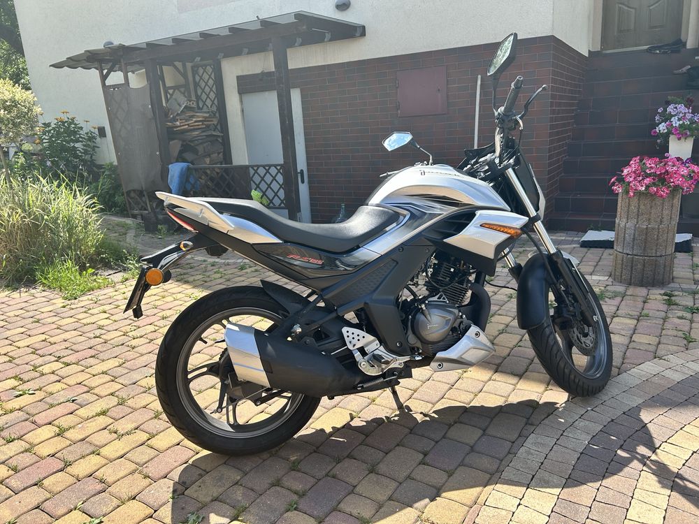 Junak RS 125 ***
