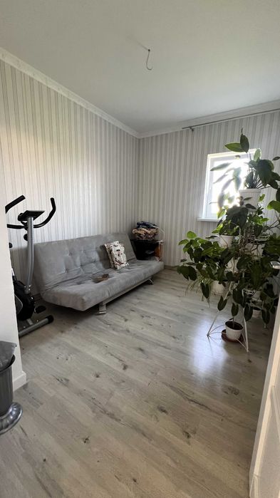 Продается современный и уютный дом в живописном селе Молодежное.