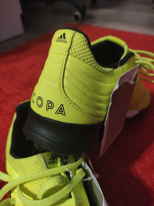 Buty Adidas turfy roz.41 1/3