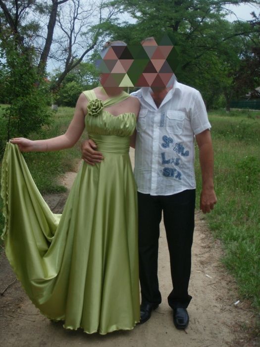 Продам платье ручной работы