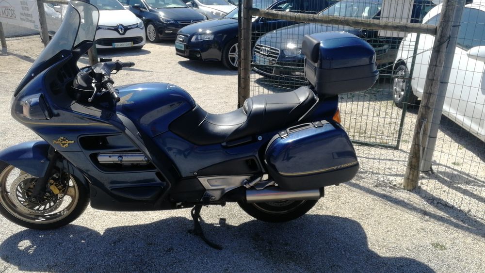 Honda pan european st 1100