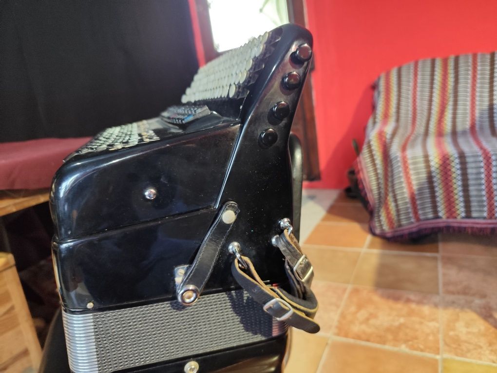 Acordeon com convertor