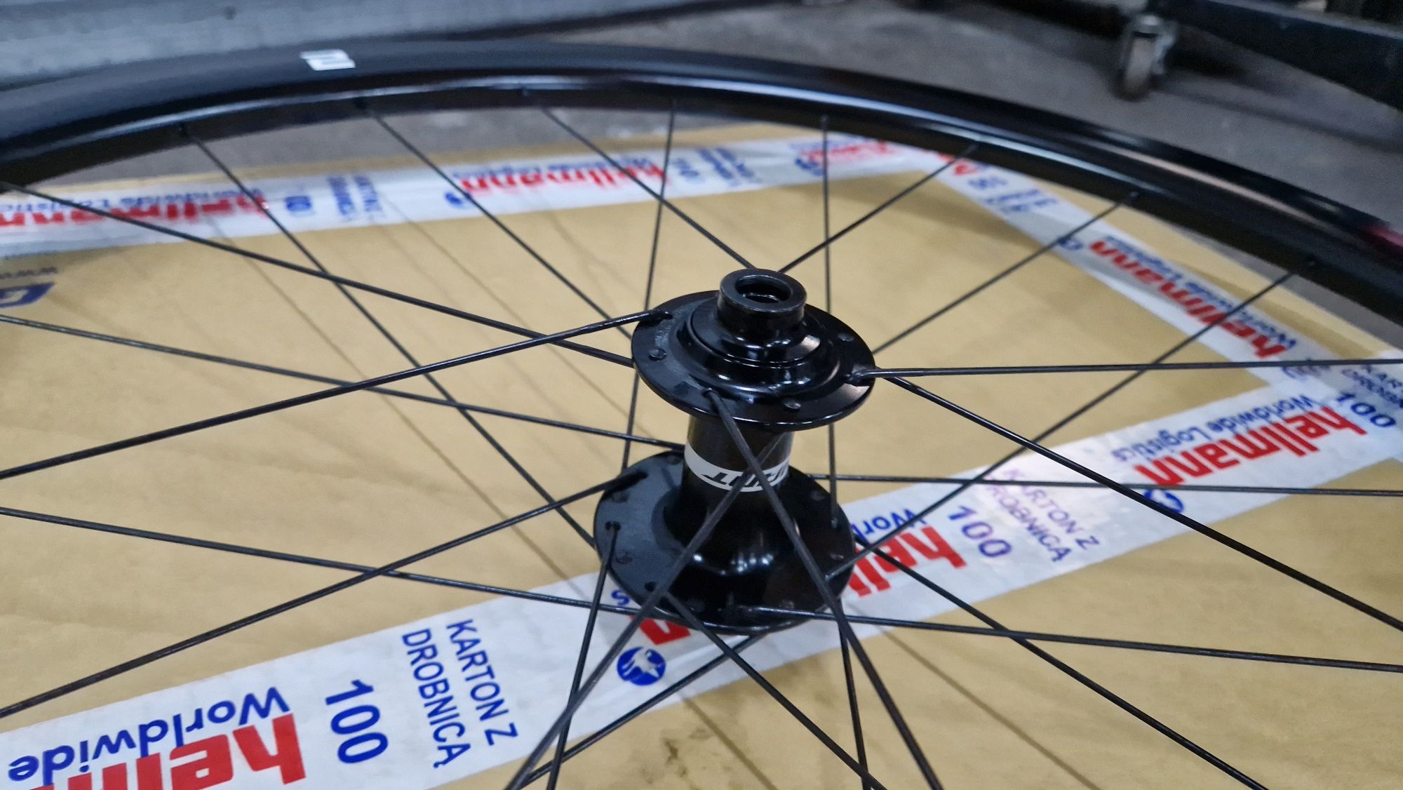 Jak Nowa Kolo 28  700  Felga obrecz Stozek Karbon Giant SLR2 42mm Disc