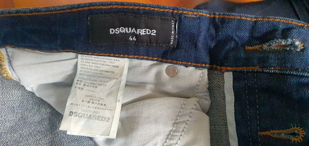 Spodnie jeansowe DSQUARED2 w rozm. 44
