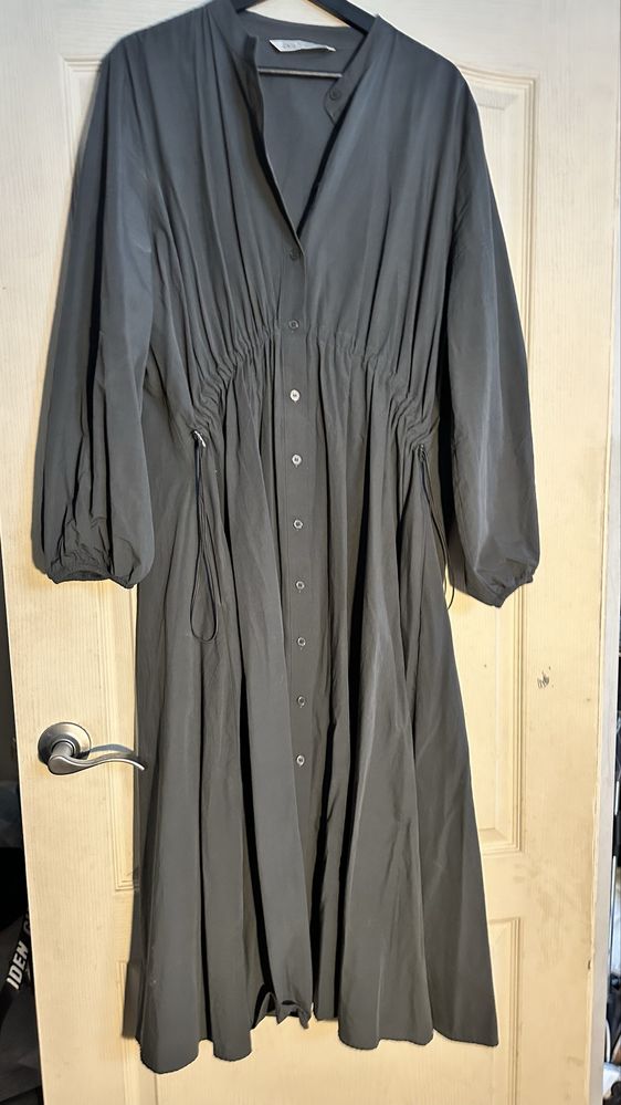 Жіноча сукня ZARA original Xl