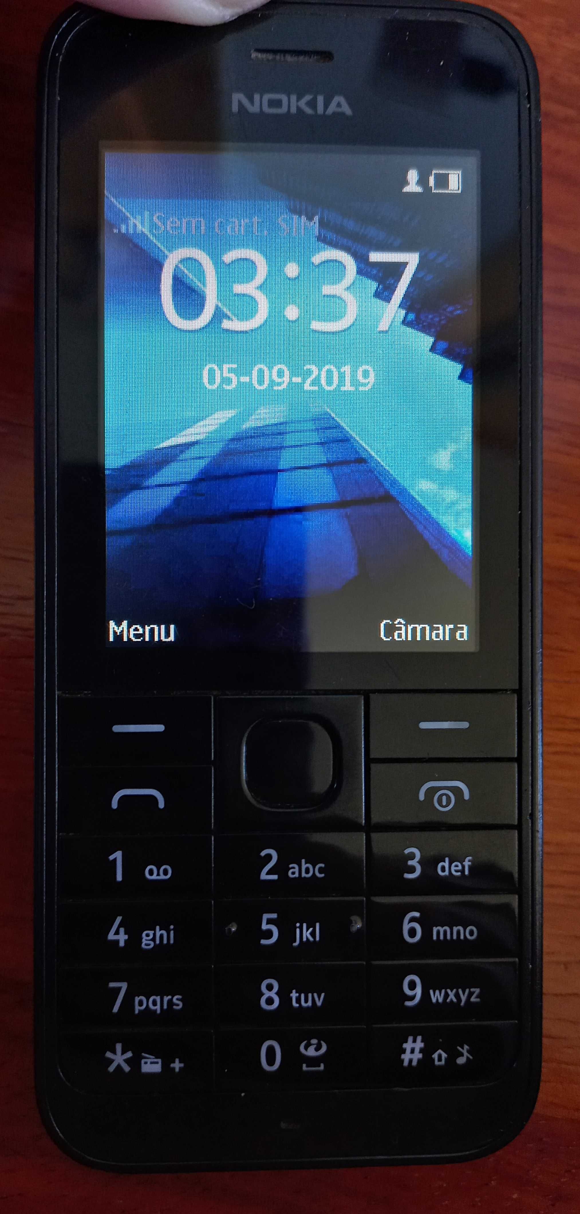 Telemóvel nokia em bom estado