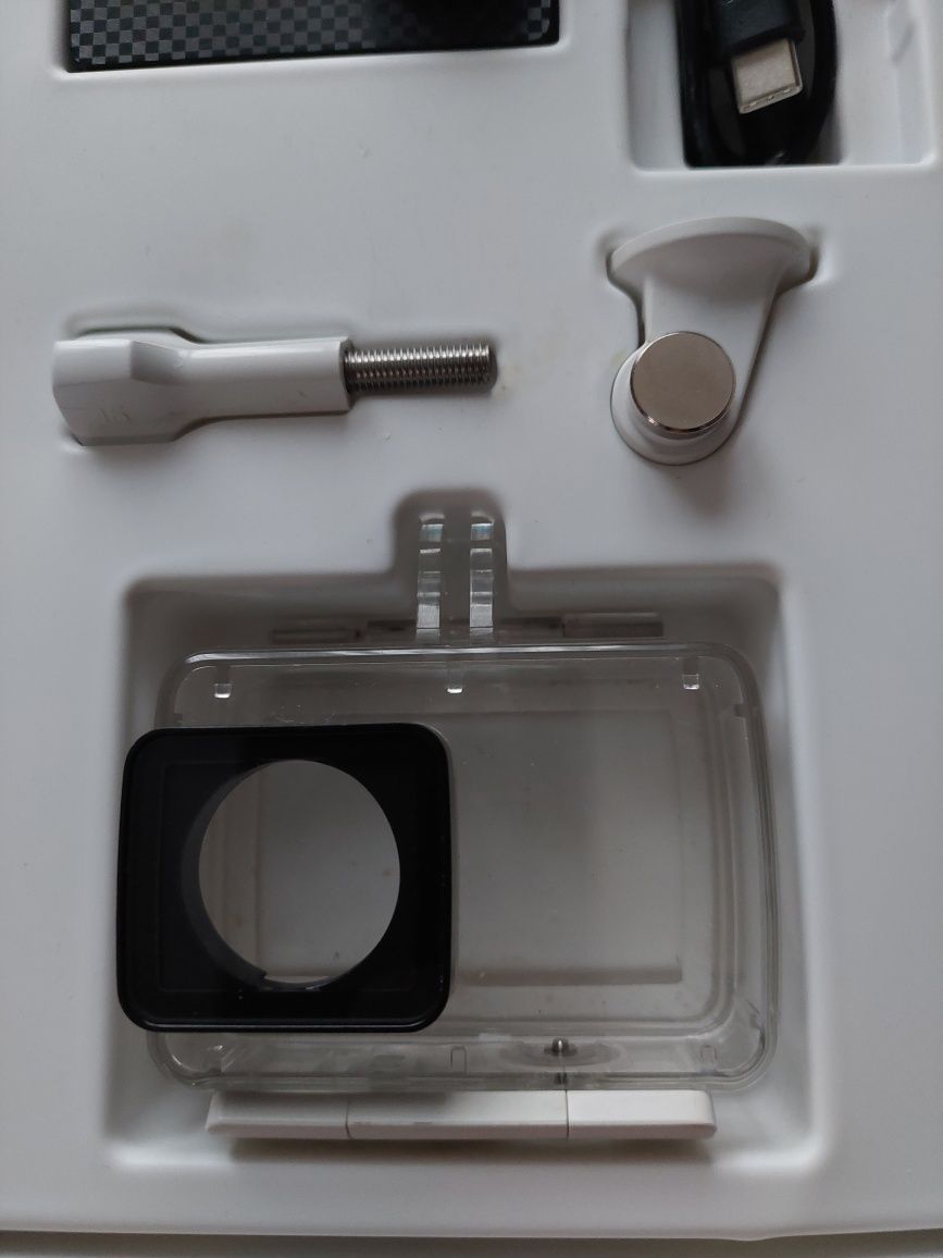 Kamera Xiaomi YI 4K+ zbudową wodoszczelną