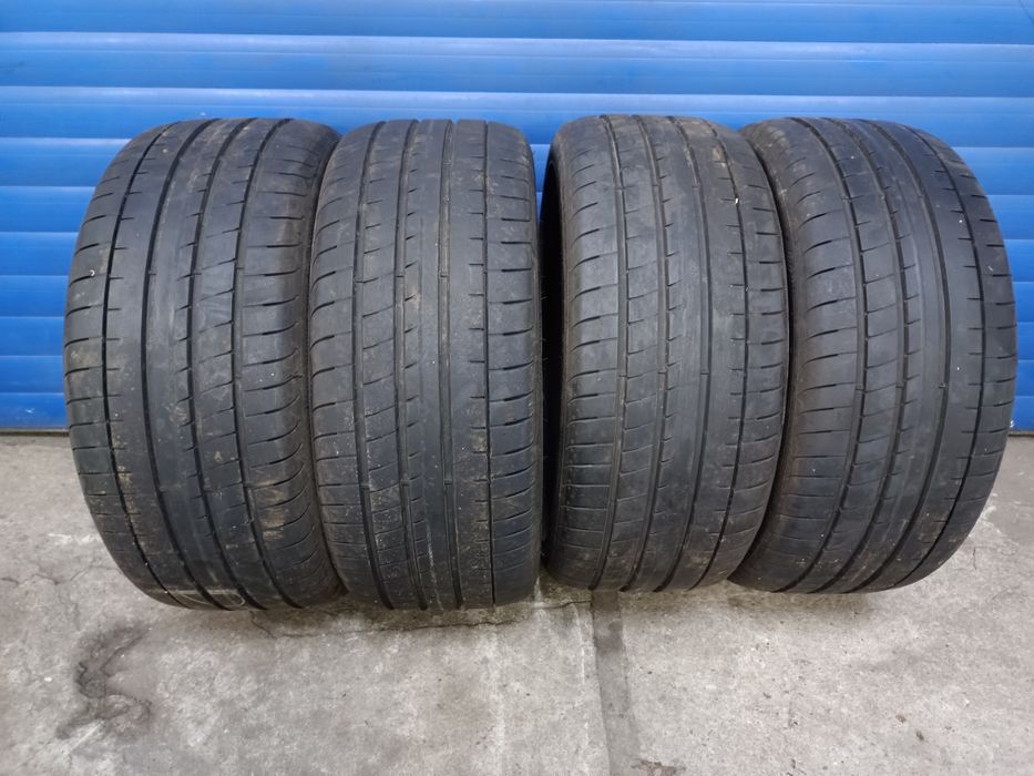 4 x 225/40R18 Goodyear Wafle SuperSport AO 92Y lato
