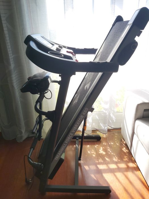 Passadeira de corrida BEHUMAX treadmil Force vibrator 480