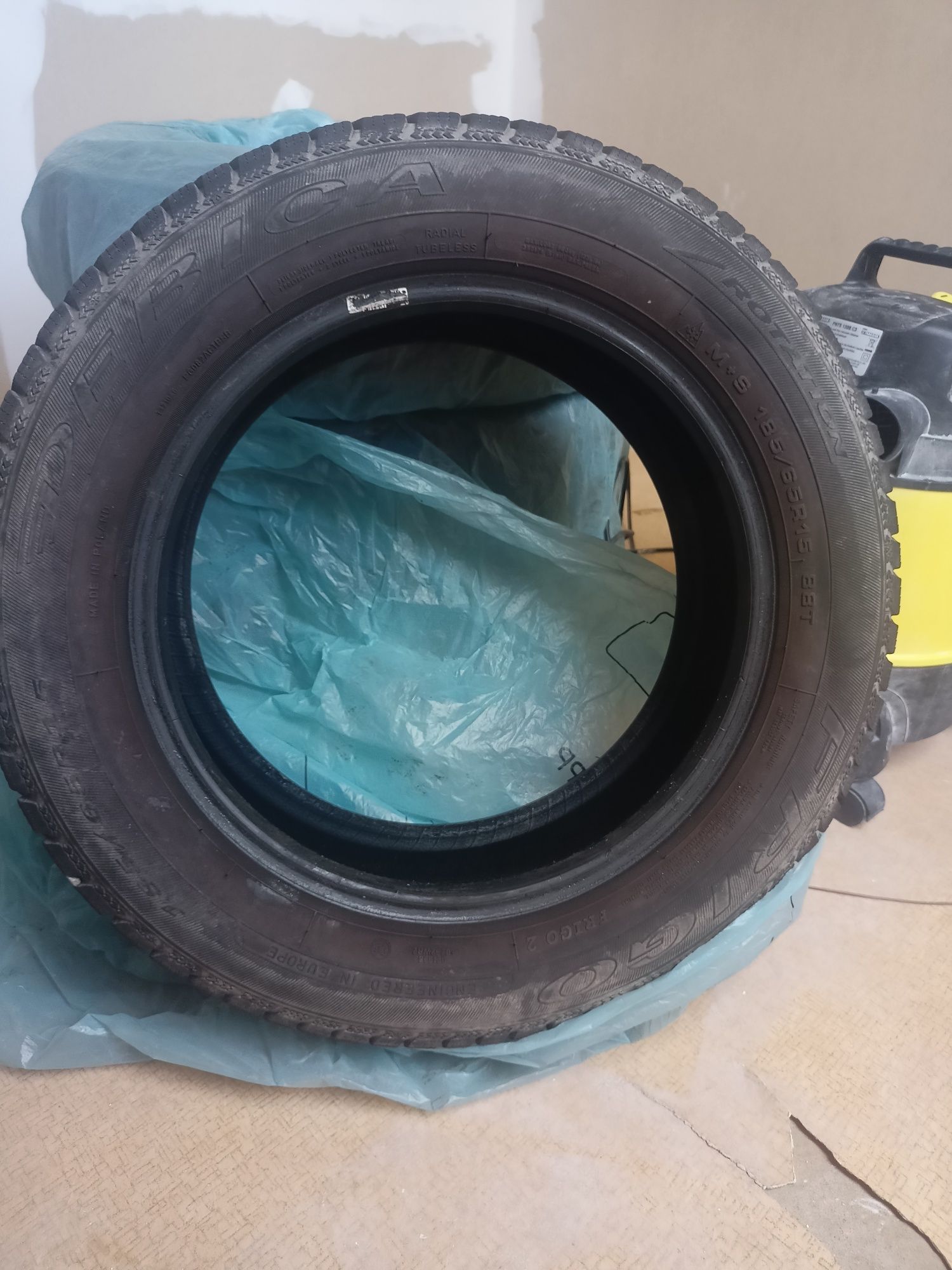 Opony zimowe Dębica Frigo 2 185/65 R15 4szt.