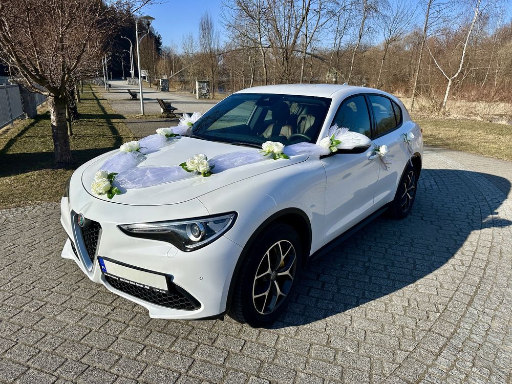 Alfa Romeo Stelvio to doskonały wybor na twój ślub.