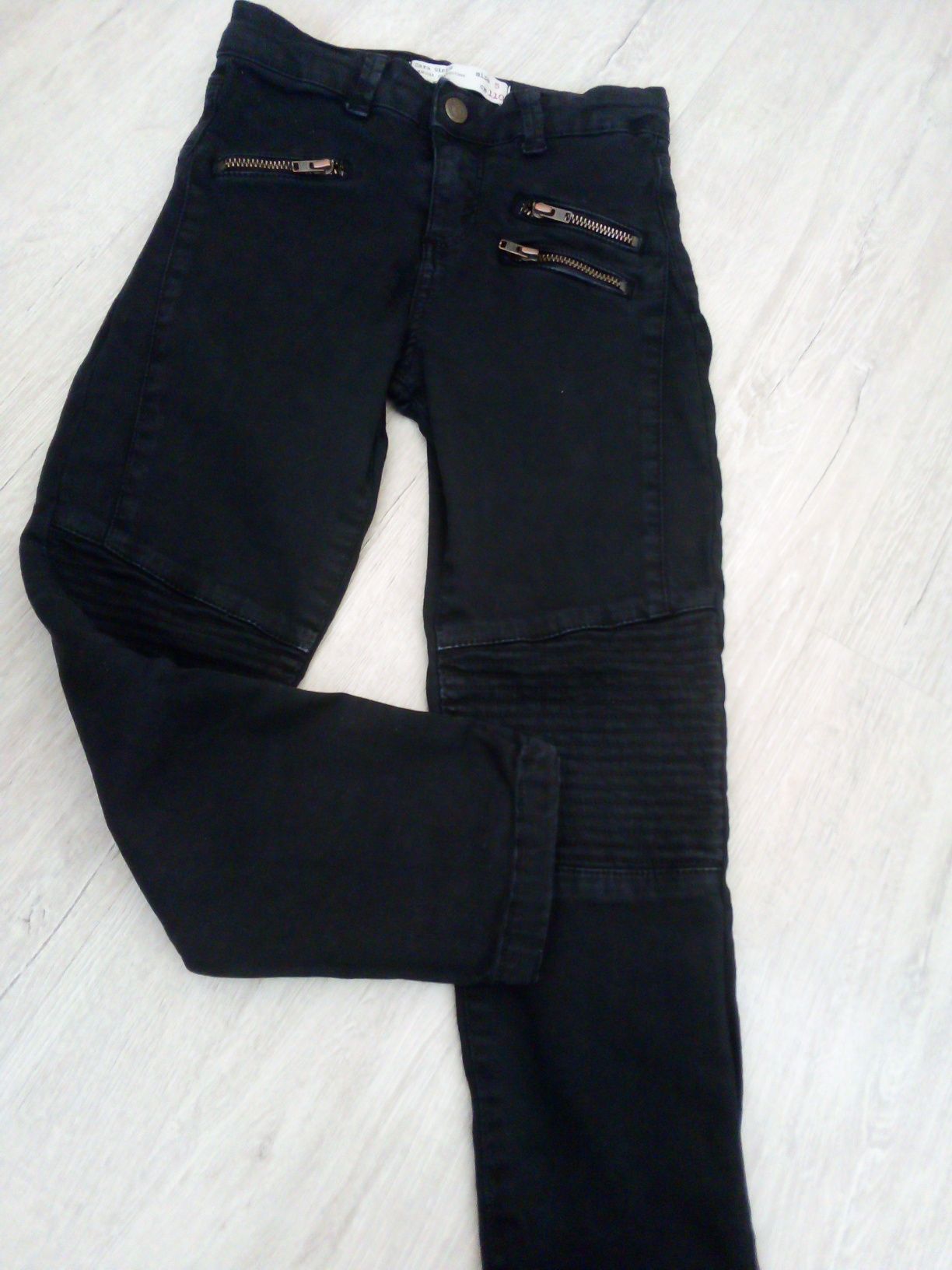 Zara Girls - spodnie czarne z laykra rozm 110cm