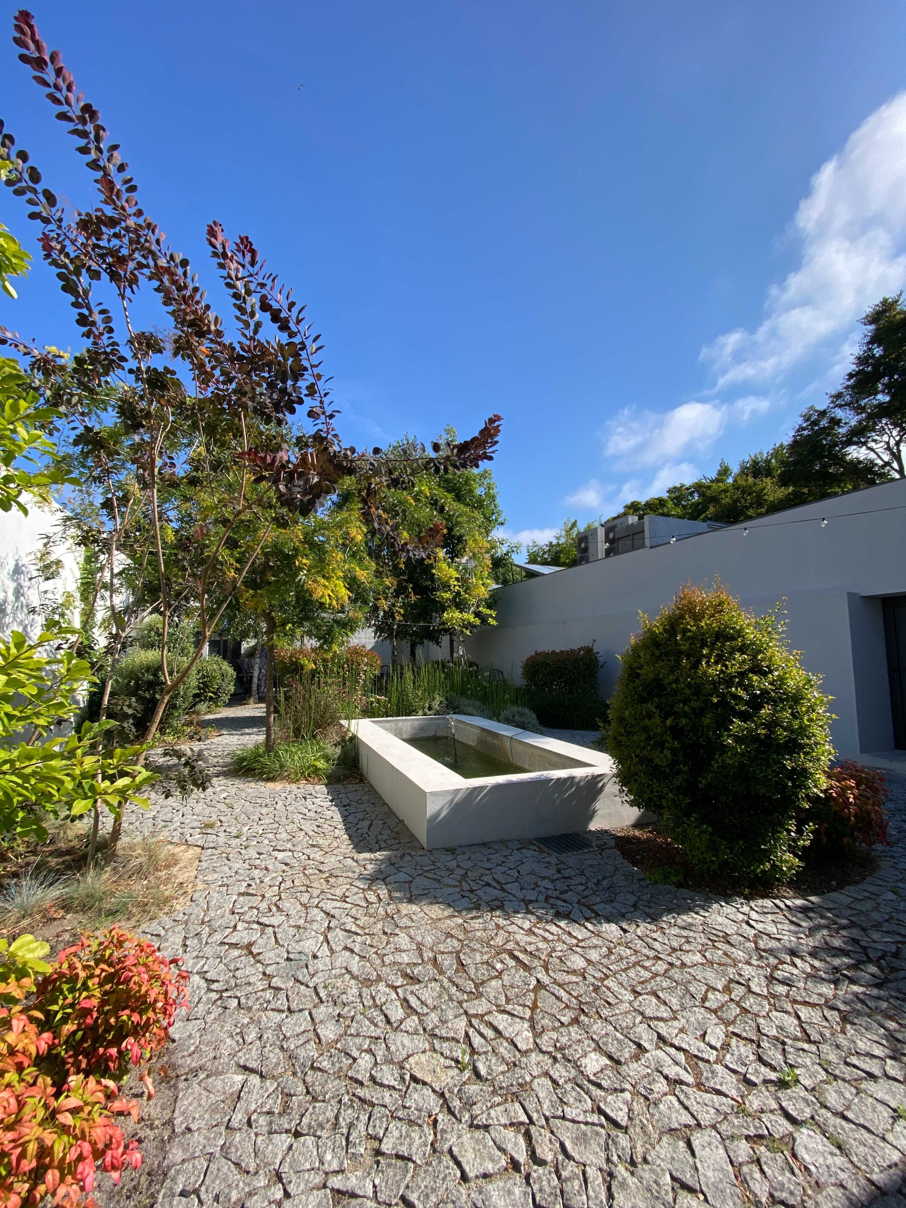 Aluga-se Jardim e Casa Privados p/ eventos: Festas, Casamentos, Etc...