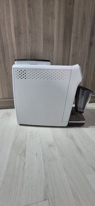 Ekspres do kawy Philips LatteGo 3200