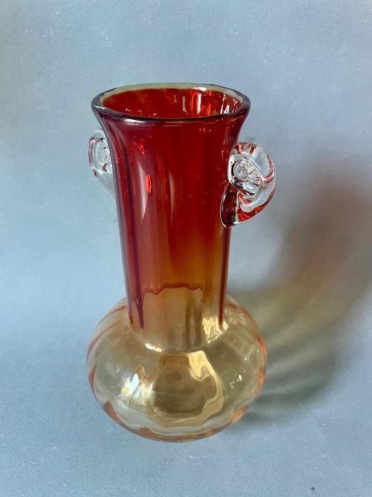 Tarnowiec wazon motylek kolorowe szkło PRL