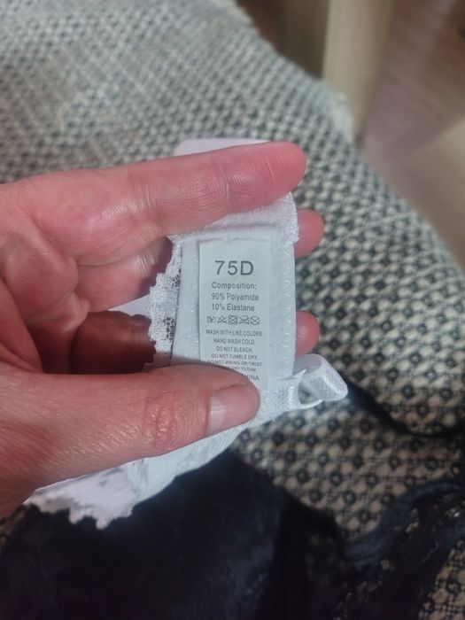 Sprzedam biustonosze