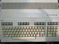 Commodore C128 легендарний раритет.