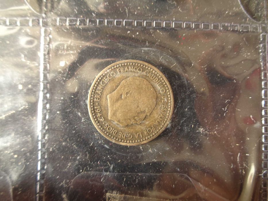Moedas de Espanha do tempo do Caudilho incluindo envio pelo correio