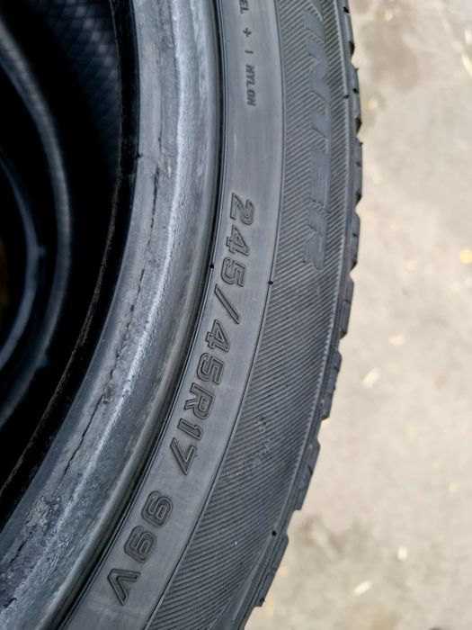 Продам шини Falken HS449 eurowinter 245/45/17
