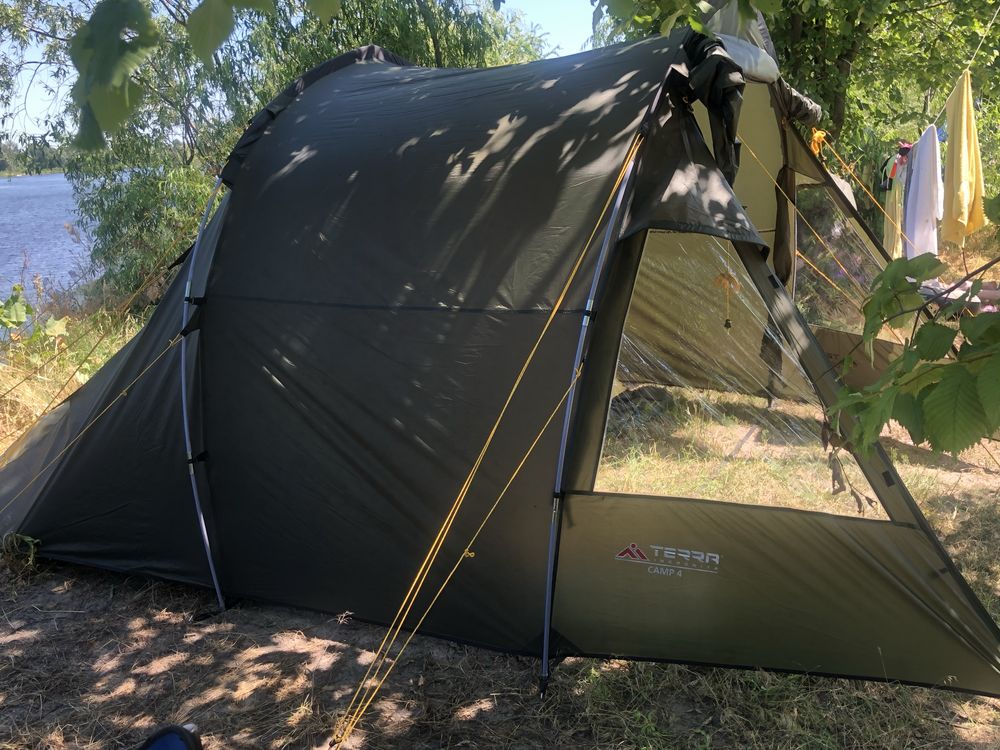 Палатка Terra Incognita Camp 4 как новая (цена новой больше 10 тыс.)