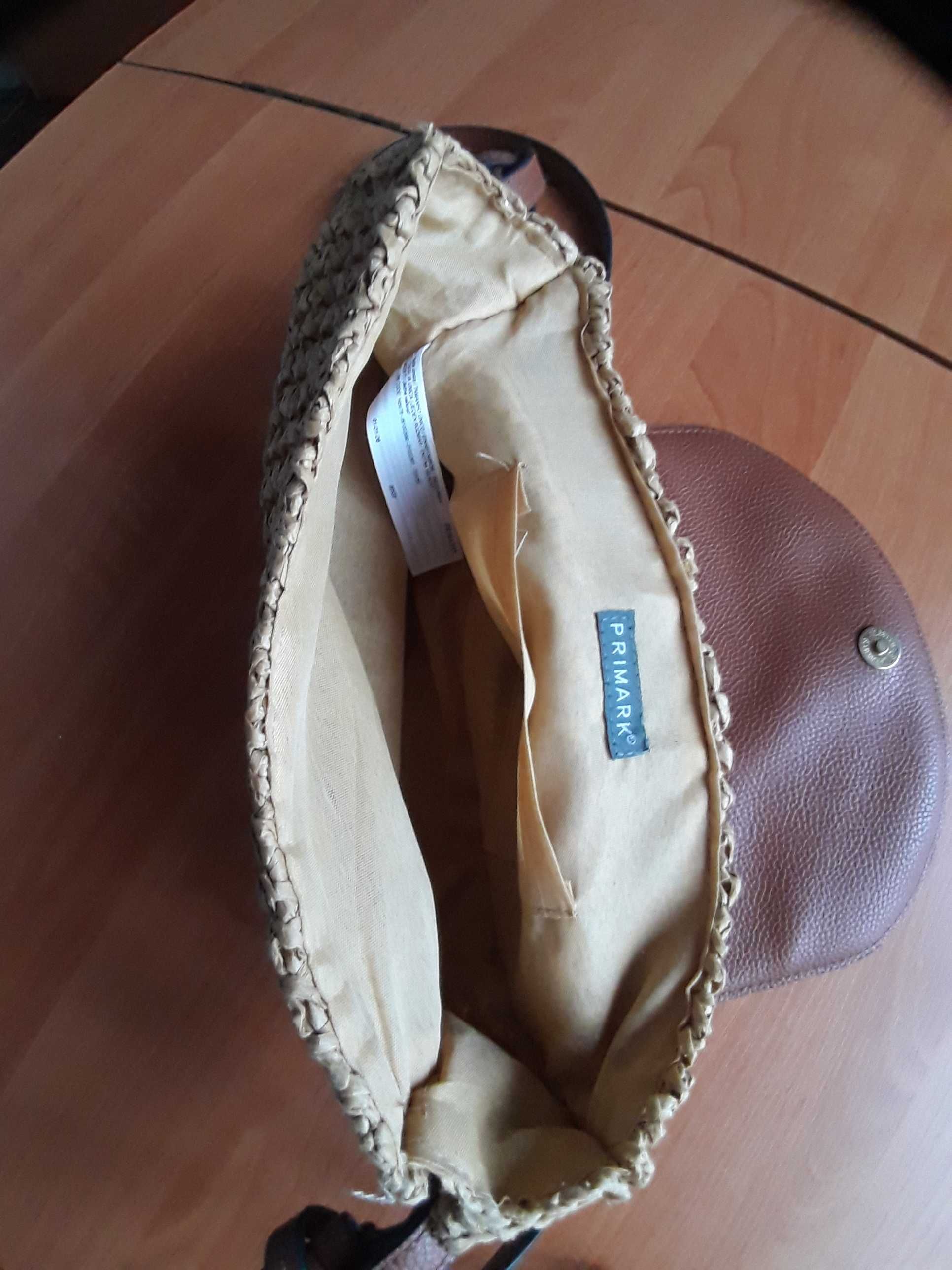 Сумка на літо з соломи та екошкіри.
Primark