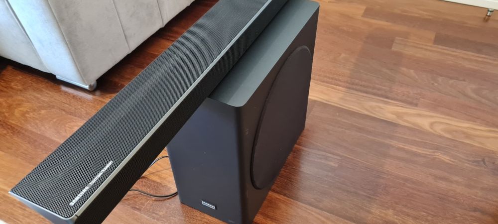 Vendo Samsung soundbar HW-Q70R