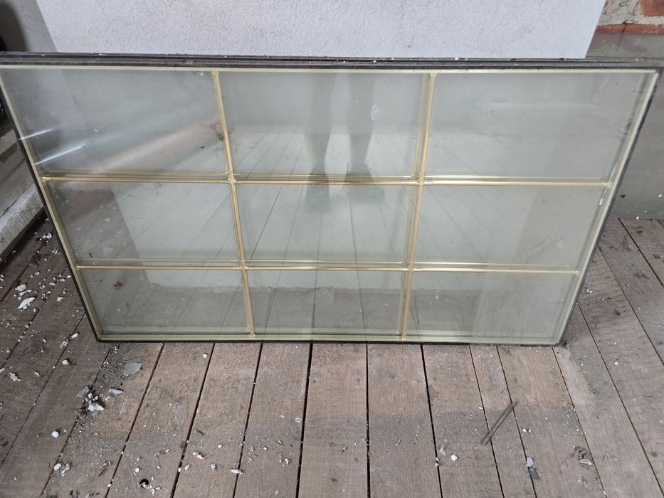 Szyby  do ramy drewnianej