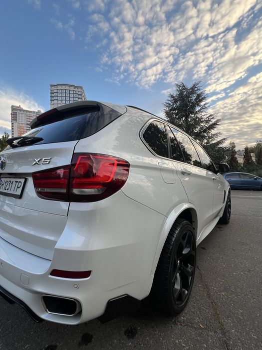 Продам bmw x5 2016