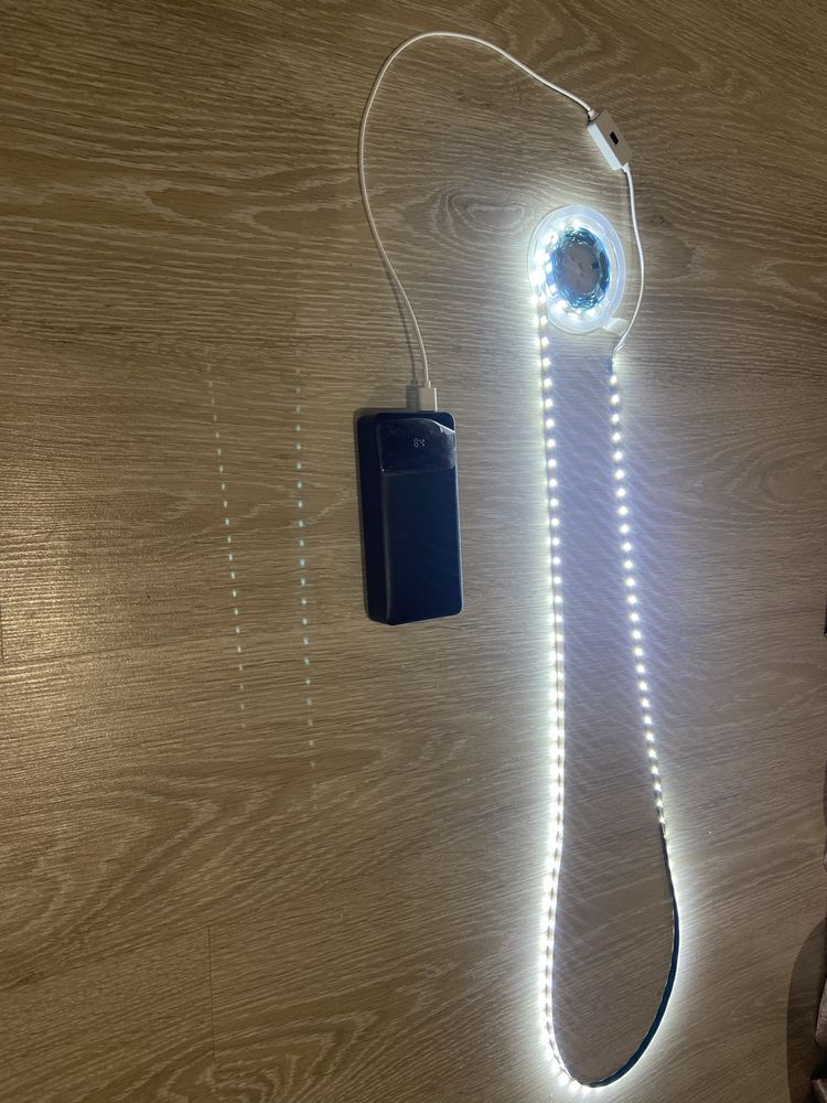 Продам сенсорну LED лед стрічку підсвічування USB 5м