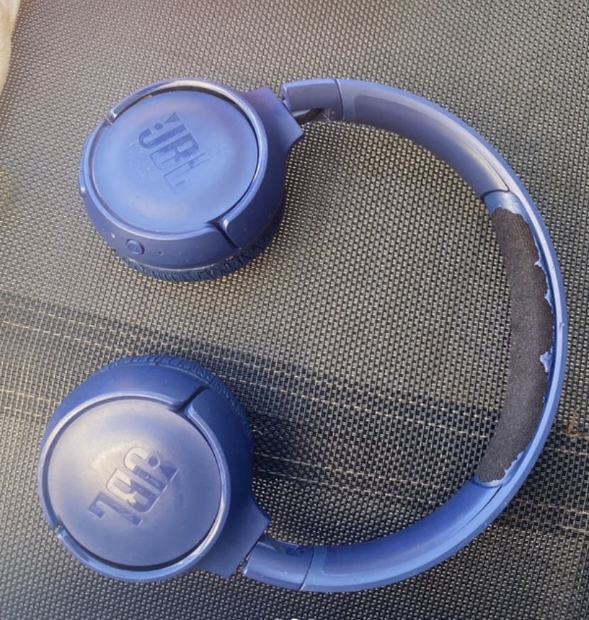 Fones da Jbl azuis