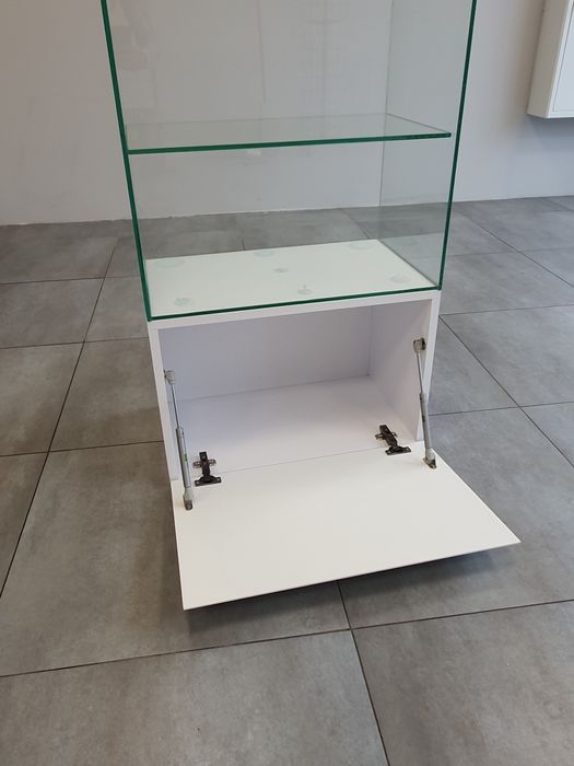 Szklana witryna sklepowa