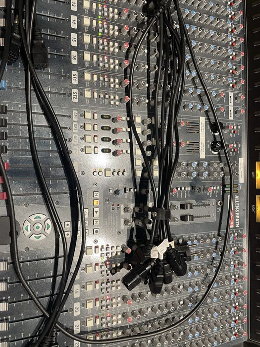 Furman PL-8 CE - como NOVO - Estabilizador de Corrente