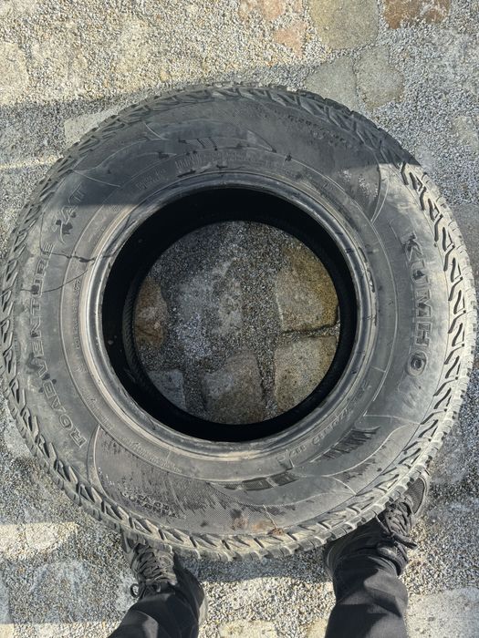 285/70r17  AT KUMHO