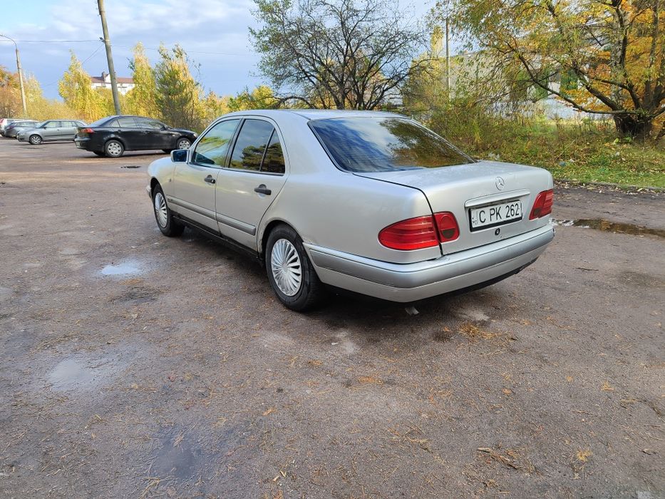 Mercedes-Benz w210 E220d 1998