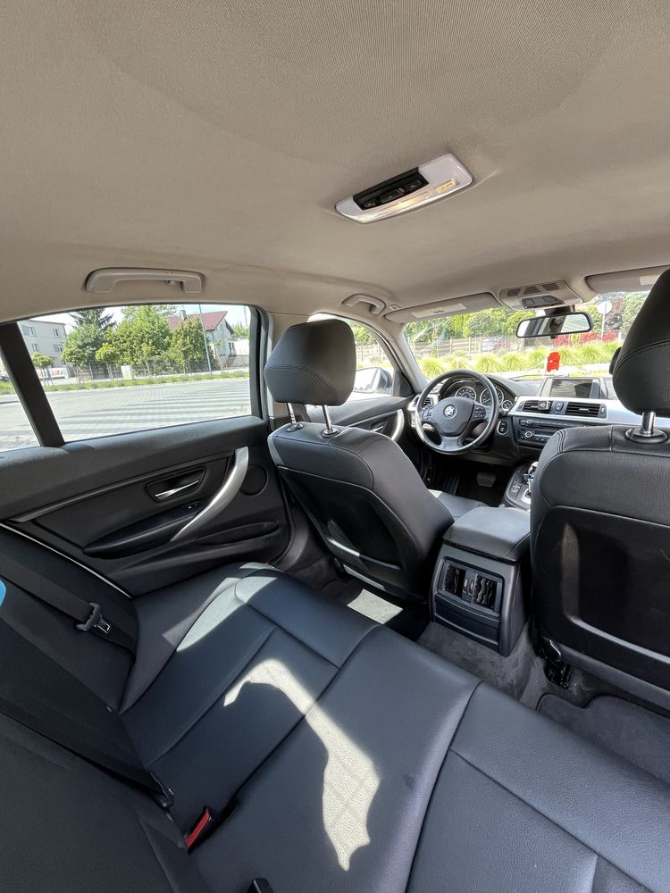 Bmw f30 320i 300km 2014 2.0 Benzyna