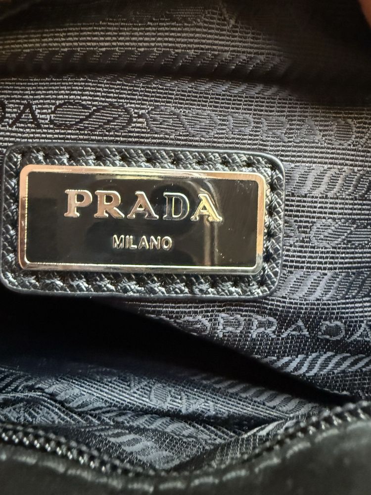 Сумка Prada Re-nylon