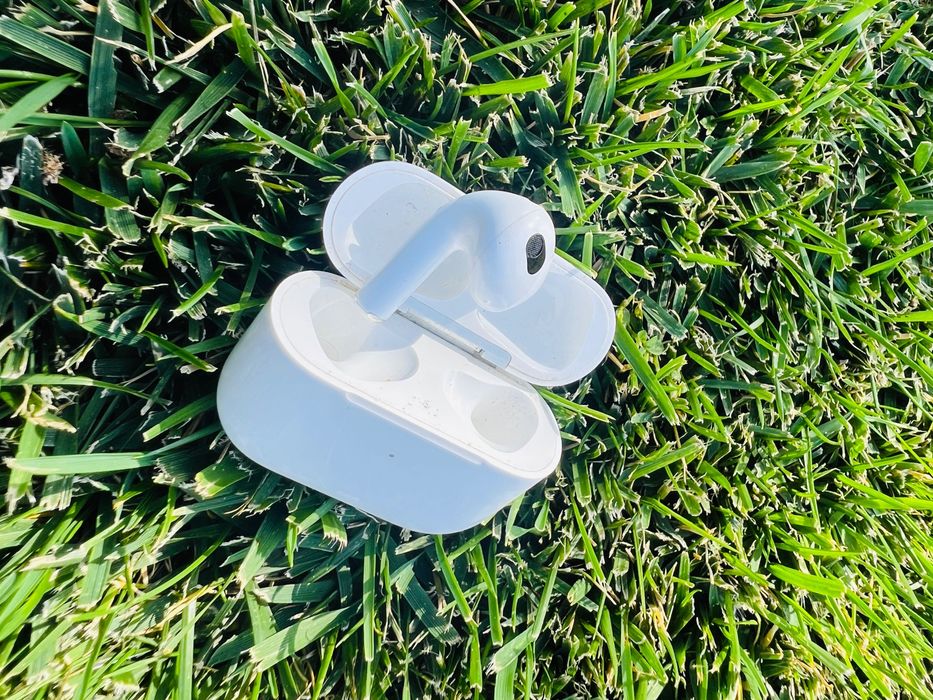 Apple AirPods apenas o fone do lado esquerdo com estojo de carregamen