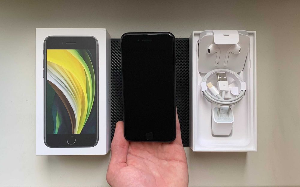 НОВЫЙ - iPhone SE 2020 - 64 гб - 100% АКБ - NEVERLOCK - BLACK