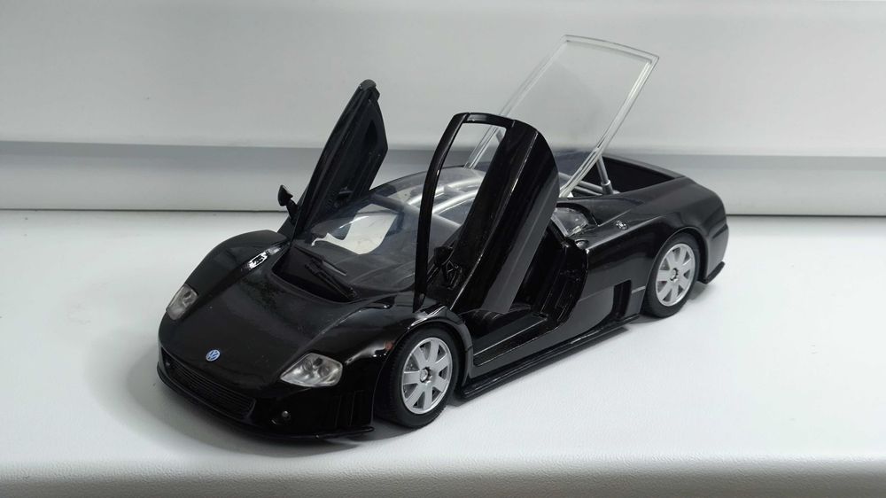Модель, машинка Volkswagen Nardo W12 Show Car 1.24 Motormax