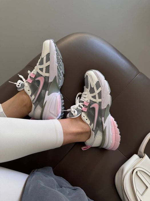 БЕЗ ПЕРЕДОПЛАТ‼️ Жіночі кросівки Nike v2k Runtekk PINK FOAM найк в2к