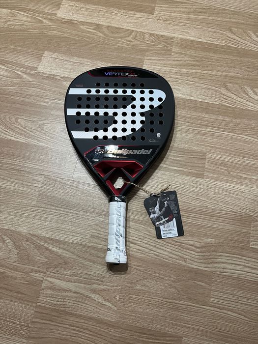 Vendo  Bullpadel Vertex 04 Comfort - 2024